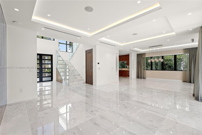 Photo - 1225 S Biscayne Point Rd