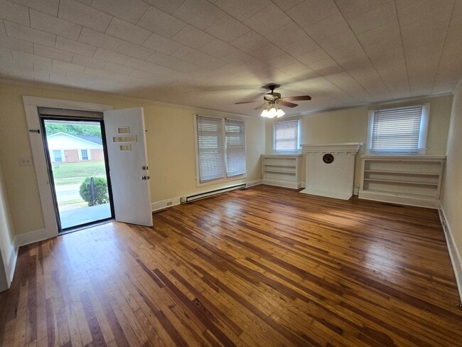 Photo - 1212 N Church St