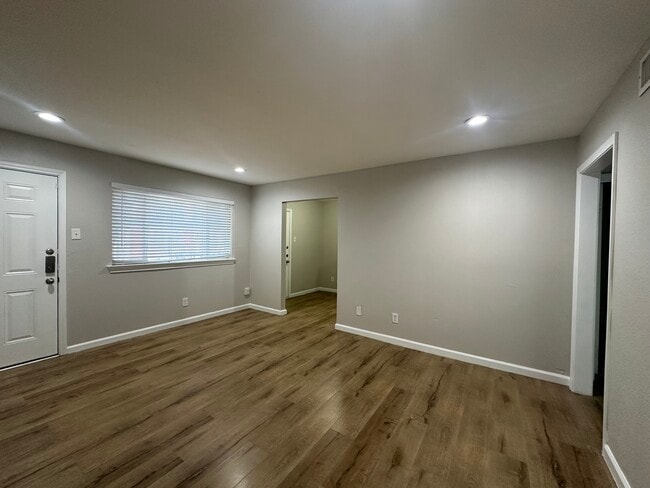 Reiger Park Apartments