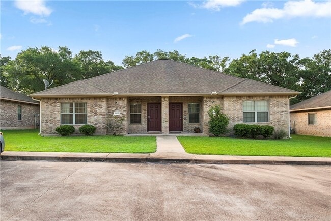 Photo - 4451 Reveille Rd