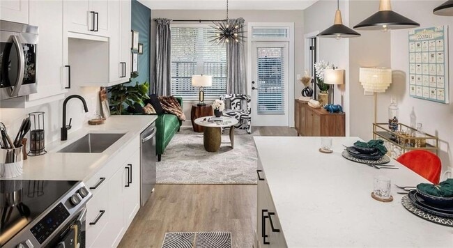 Photo - 230 M.L.K. Jr Dr SE