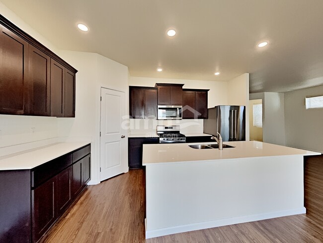 Photo - 2323 NW Matteo Dr