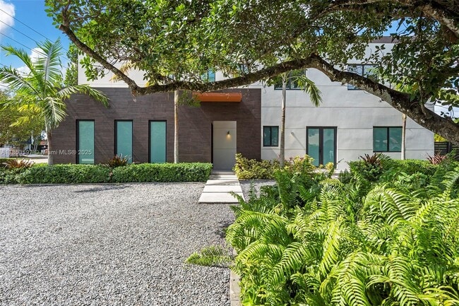 Photo - 5500 SW 67th Ave