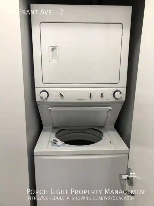 Photo - 2 Bedroom with Private Laundry in Stintson Unit 2