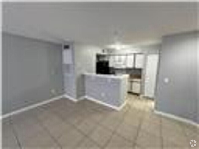 Building Photo - Beautiful 1 Bedroom Condo