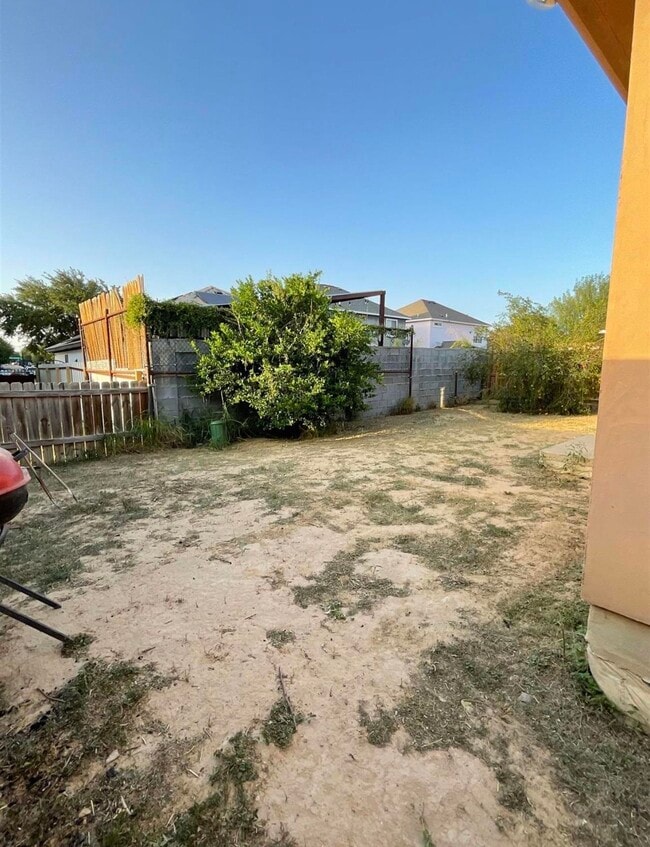 Photo - 6104 Monaguillo Dr