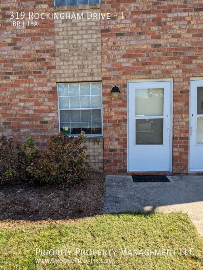 Building Photo - 319 Rockingham Dr Unit I