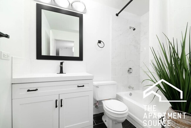 Photo - 100 W Chestnut St Unit 2505