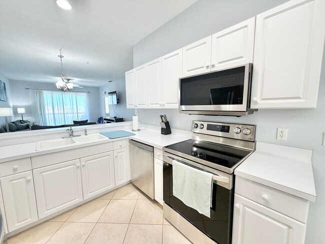 Photo - ** CYPRESS TRACE ** 2 BED / 2 BATH - CONDO - COUNTRY CLUB - NORTH NAPLES - ANNUAL RENTAL