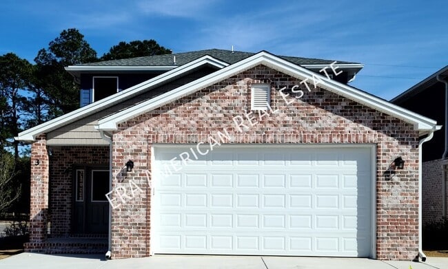 Building Photo - 3 Arabelle Cv