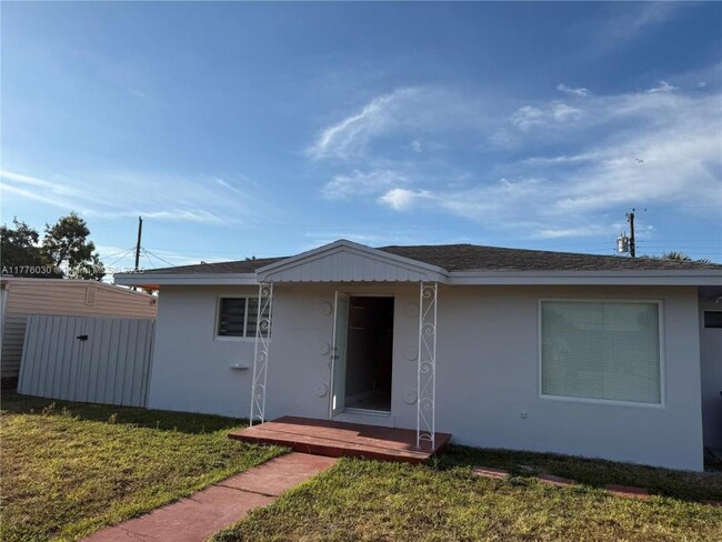 2 bedroom in Hollywood FL 33023 - 2 bedroom in Hollywood FL 33023 House