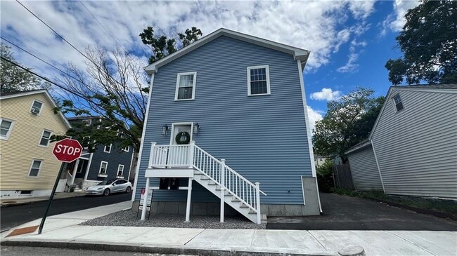 Building Photo - 31 Padelford St Unit 2 Rental