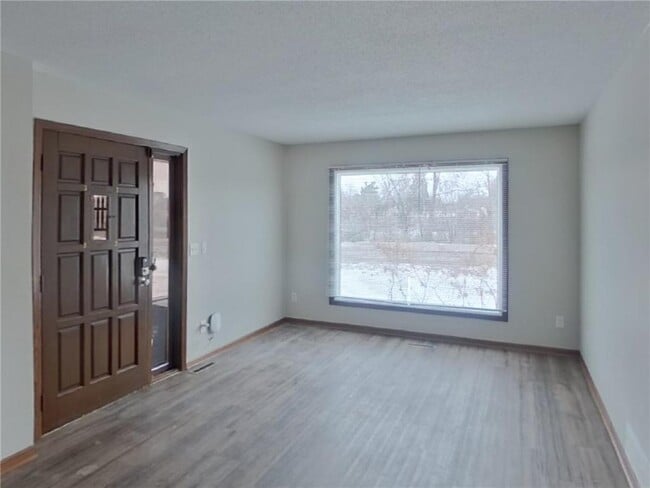 Photo - 1000 Concordia Ave