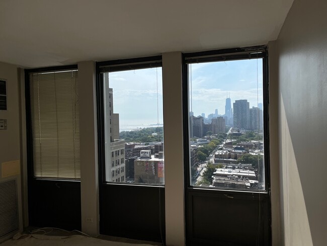 Photo - 444 W Fullerton Pky Unit 1805