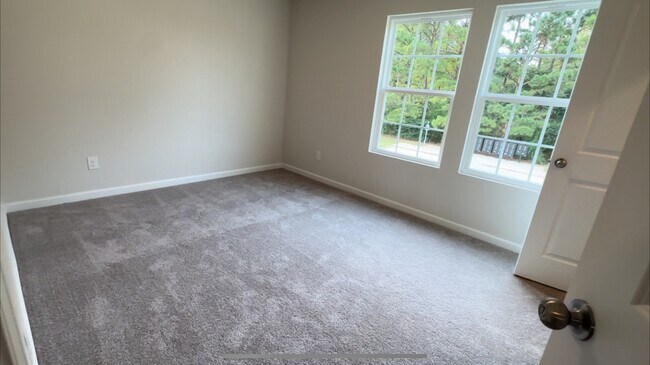 Photo - 109 Dogwood Ln