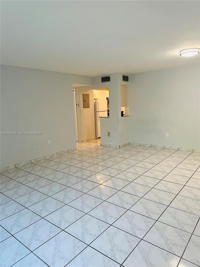 Photo - 9354 SW 77th Ave Unit I1