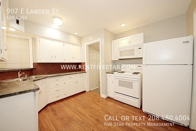 Photo - 907 E Lander St