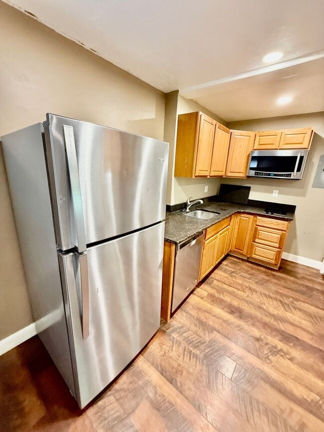 Photo - Charming 1 bedroom for Rent in the Heart o...
