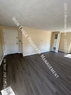 Photo - 2205 S Montana Ave Apartamento Unidad 2203/2205