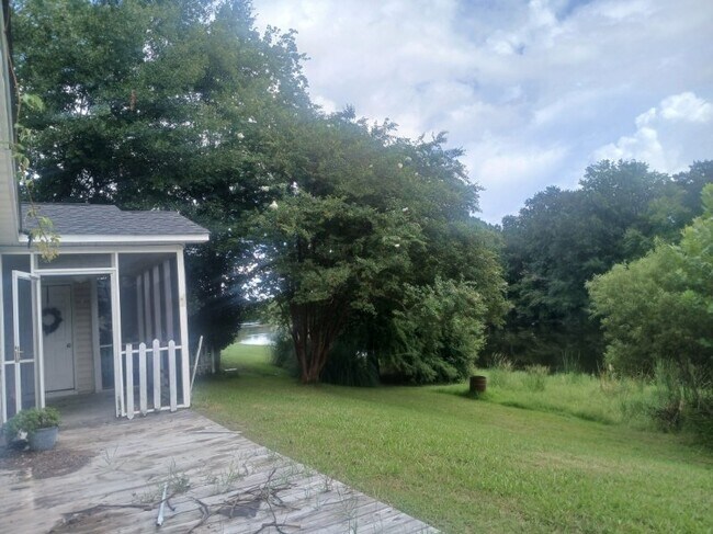 Photo - 3341 New Rd