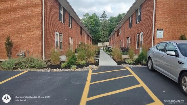 Photo - 4629 Far Hills Ave Unit 6B