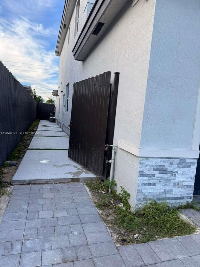 Photo - 13623 SW 184th Ter