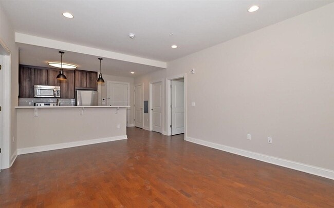 Building Photo - 100 Marshall St Unit # 215