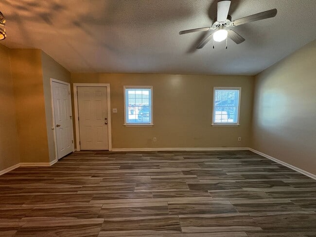 Photo - 136 Marlene Dr