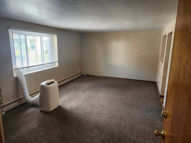 Building Photo - 160 Madison Ave Unit Apt #1