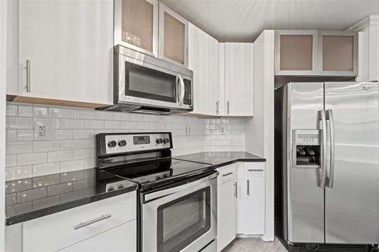 Photo - 24 Ave at Port Imperial Unit B46