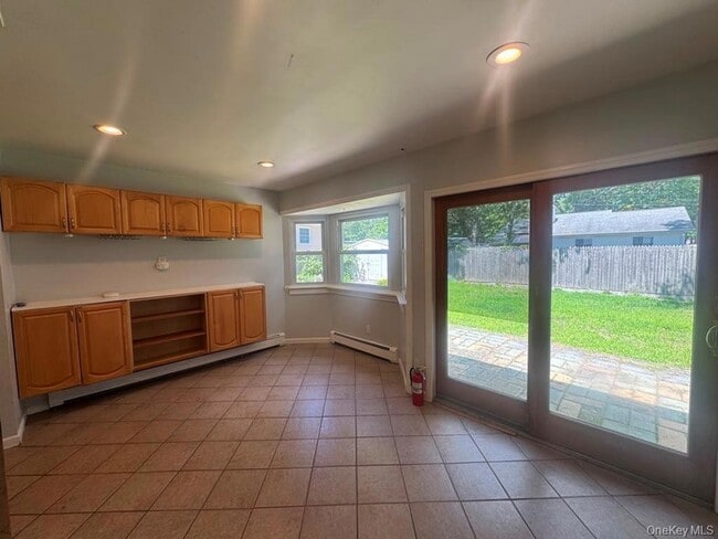 133 Shinnecock Ave