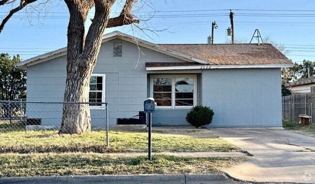 Building Photo - Sweet Home