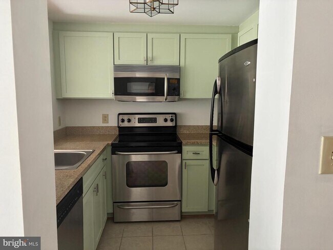 Photo - 1150 K St NW Unidad 1107