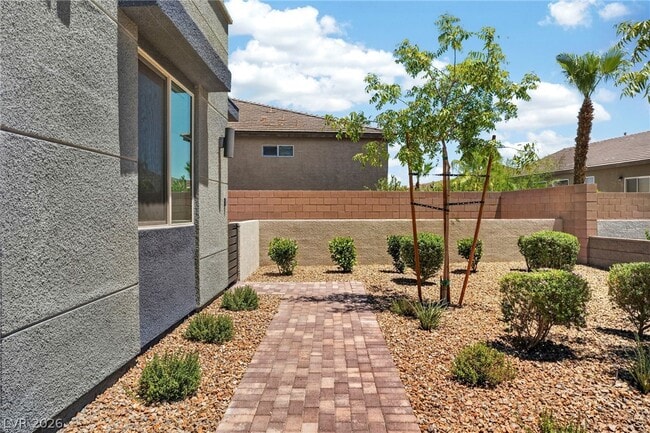 Photo - 6170 Redstone Hls Dr