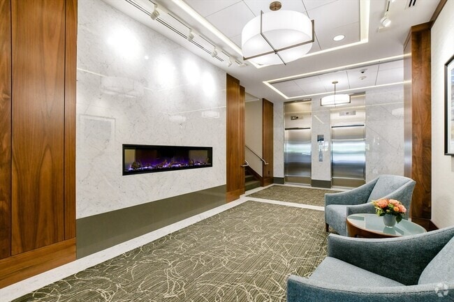 Building Photo - 6 Whittier Pl Unit 16C Rental