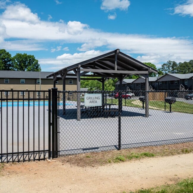 Photo - BC - Broadbay Crossings