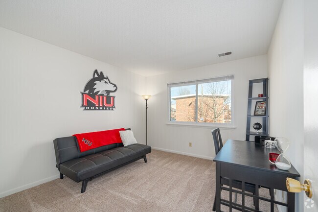 Standard 2BR, 1.5BA - 850SF - Second Bedroom