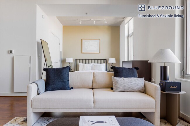 Photo - 2303 14th St NW Unidad FL8-ID520