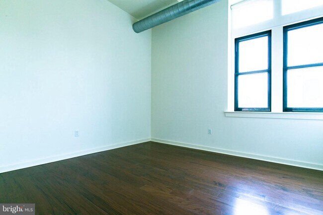 Photo - 1642 Fairmount Ave Unidad 4C