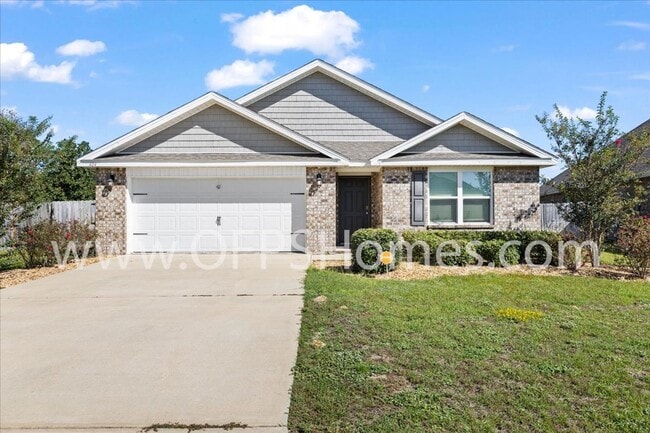 Building Photo - 4/2 in the heart of Crestview!