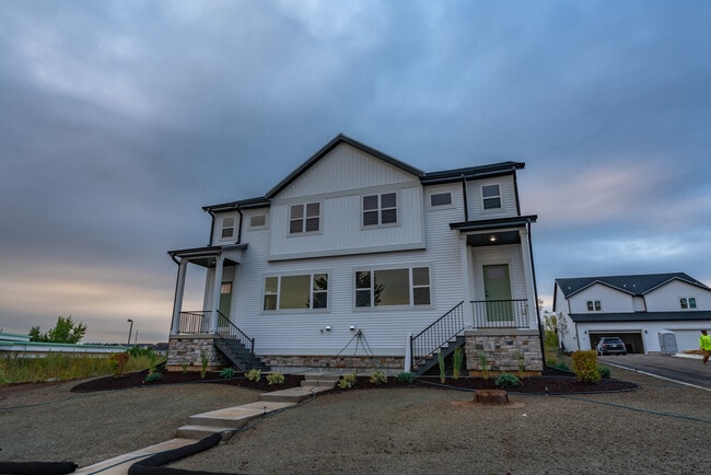 Photo - 113 Prairie Heights Dr