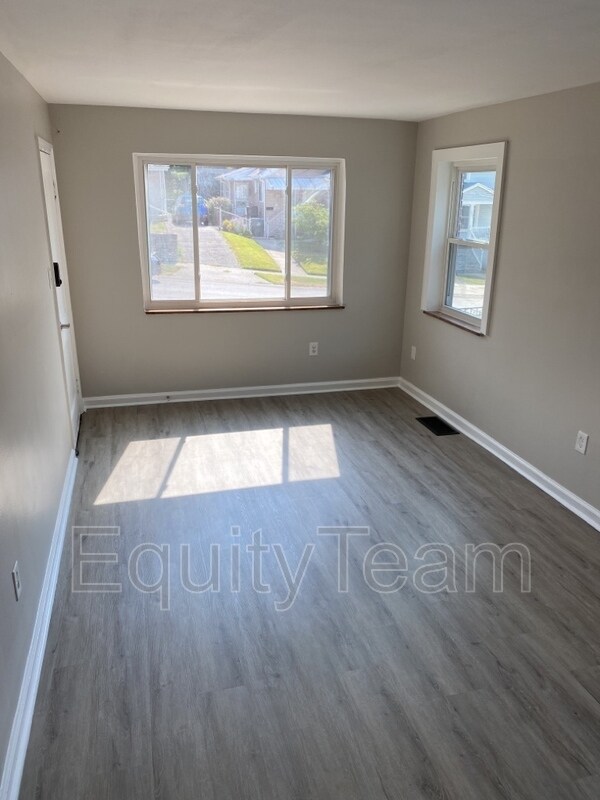 Photo - 3997 S Whetzel Ave Unidad S Whetzel 3997 -  01