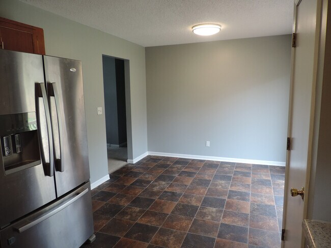 Photo - A Spacious 3 Bedroom Home in a Great Locat...