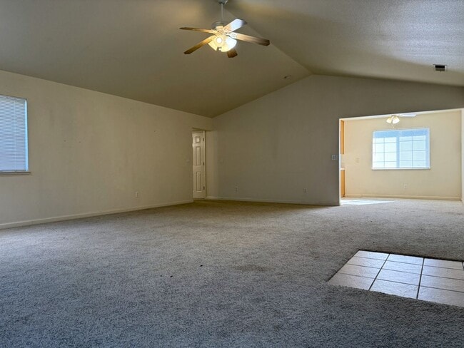 Photo - Spacious 2/1 in the country AVAILABLE NOW!!!