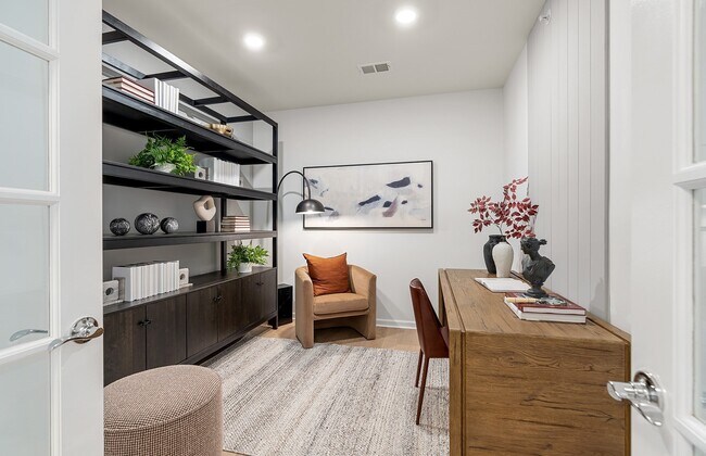 Photo - 2 Codman Wy Unidad 105