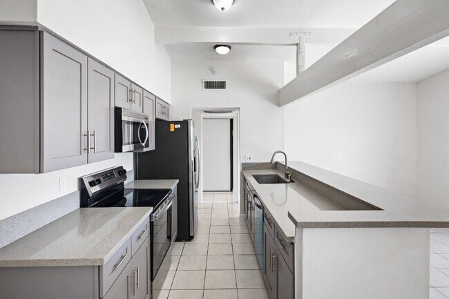 221 Milinane Dr