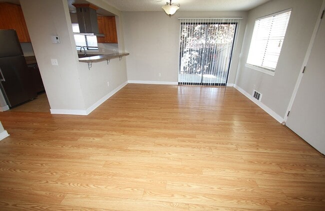 Photo - Price 4-Plex - Bothell Unit #201