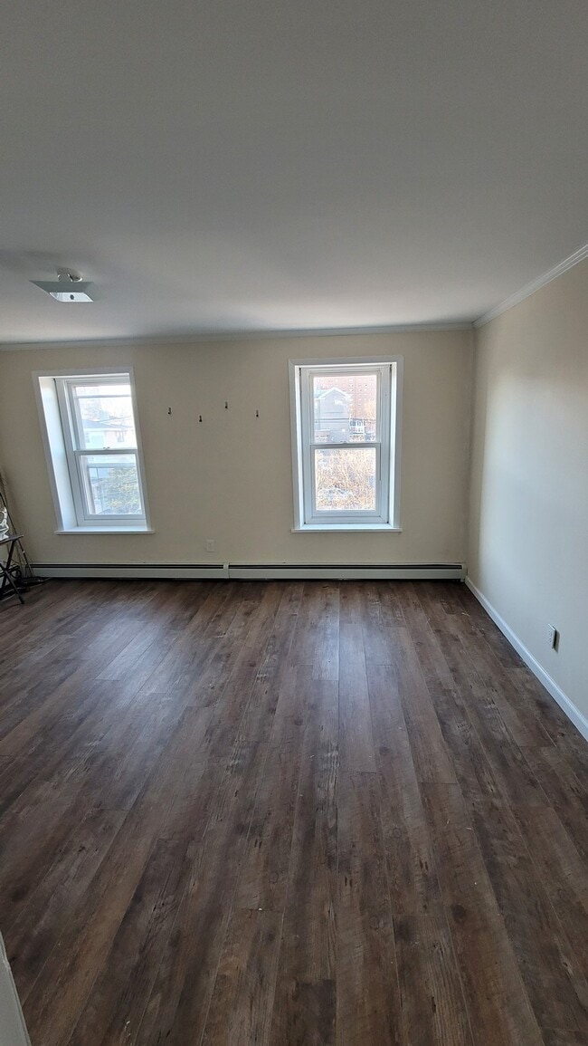 Photo - 351 Hamilton Ave