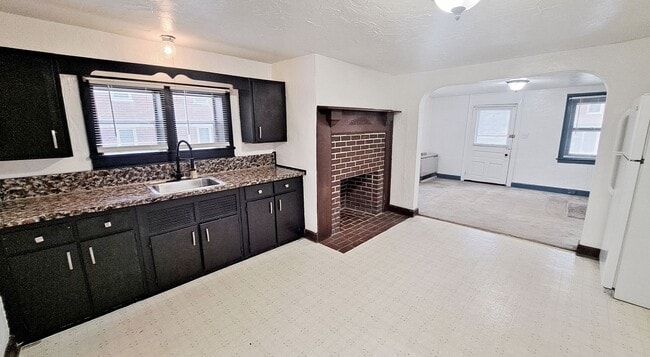 Photo - 104 W King St Unidad 104 W King St 1st Floor