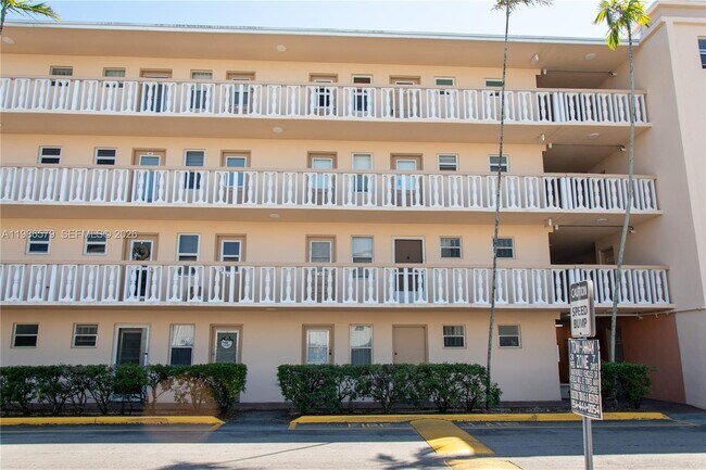 Photo - 505 E Dania Beach Blvd Unit 4-2E